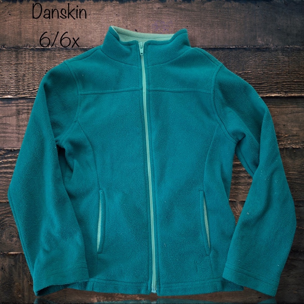 6/6x Danskin Jacket